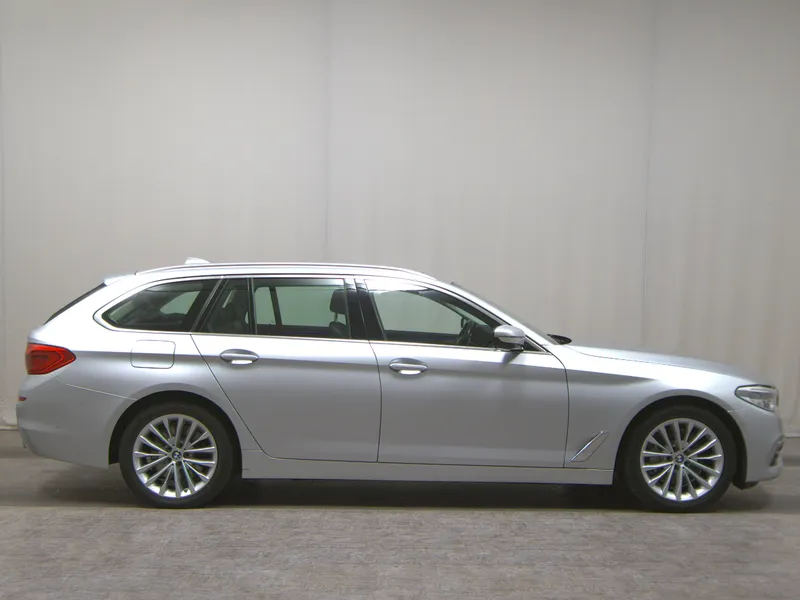 BMW 530d Touring Luxury-Line