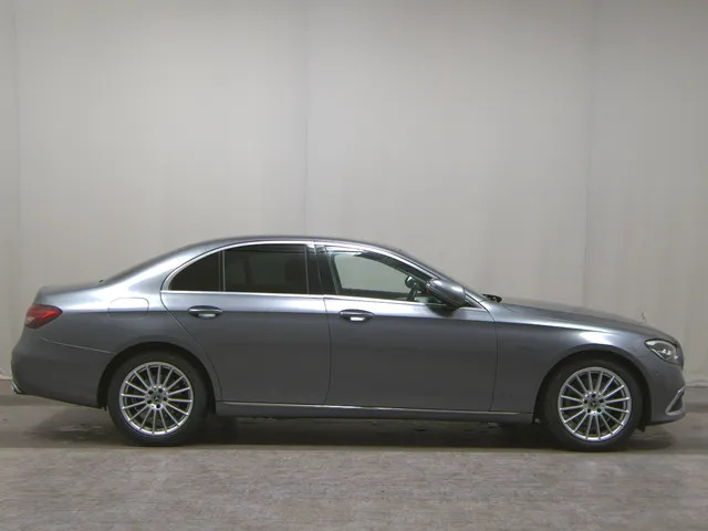 Mercedes-Benz E 220 d Avantgarde