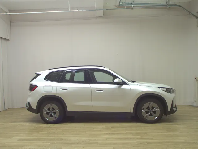 BMW iX1 xDrive