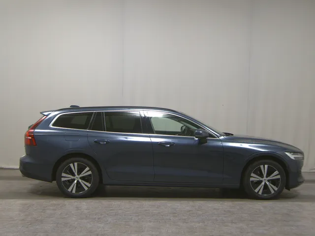 Volvo V60 B4 D Core