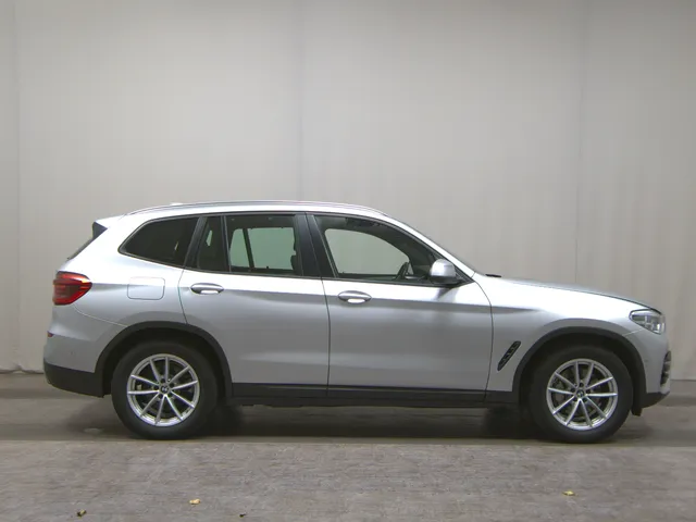 BMW X3 xDrive30e Advantage