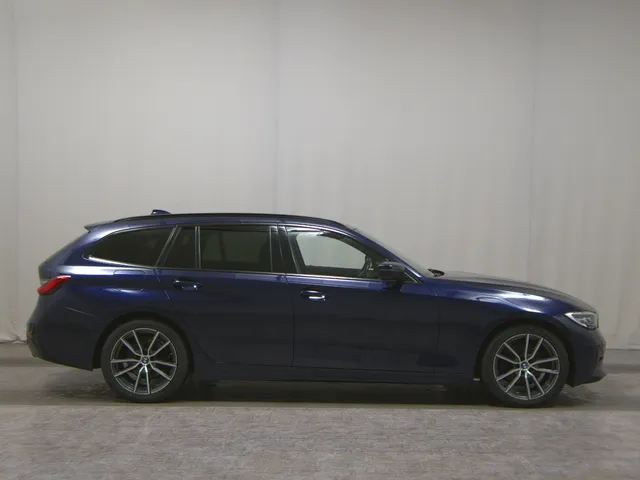 BMW 320 Touring xDr Sport-Line