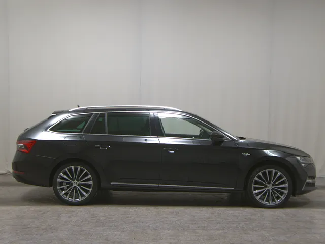 Skoda Superb Kombi 1.4 TSI iV L&K