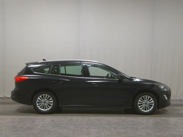Ford Focus Turnier 1.5 EB Titanium