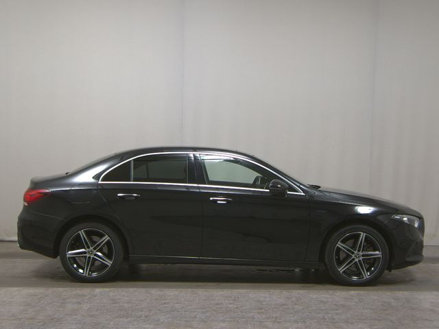 MERCEDES-BENZ MB A 250 Lim. E Progressive Leder Navi LED Pano Shz