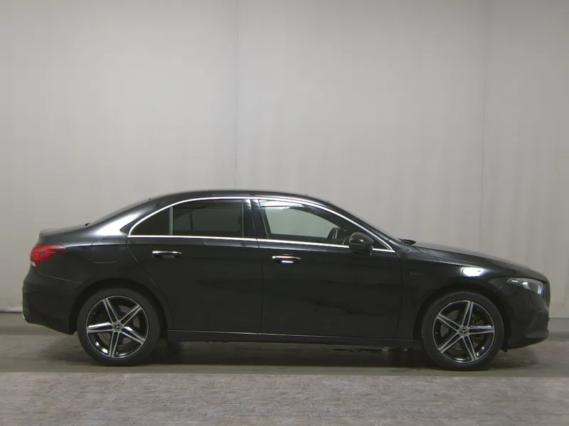 Mercedes-Benz A-Klasse MB A 250 Lim. e Progressive