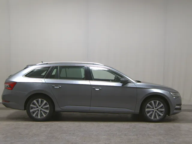 Skoda Superb Kombi 2.0 TDI Style