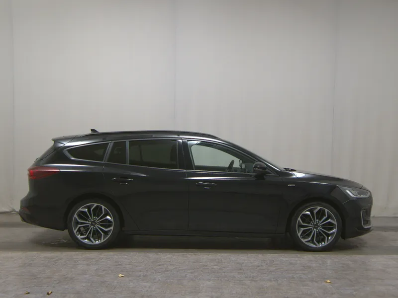 Ford Focus Turnier 1.5 EB ST-Line Vignale