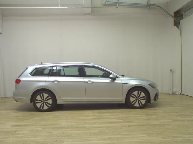 Volkswagen Passat GTE 1.4 TSI