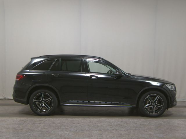 MERCEDES-BENZ GLC 200 D 4M AMG-Line T-LEDER NAVI SHZ RFK LED