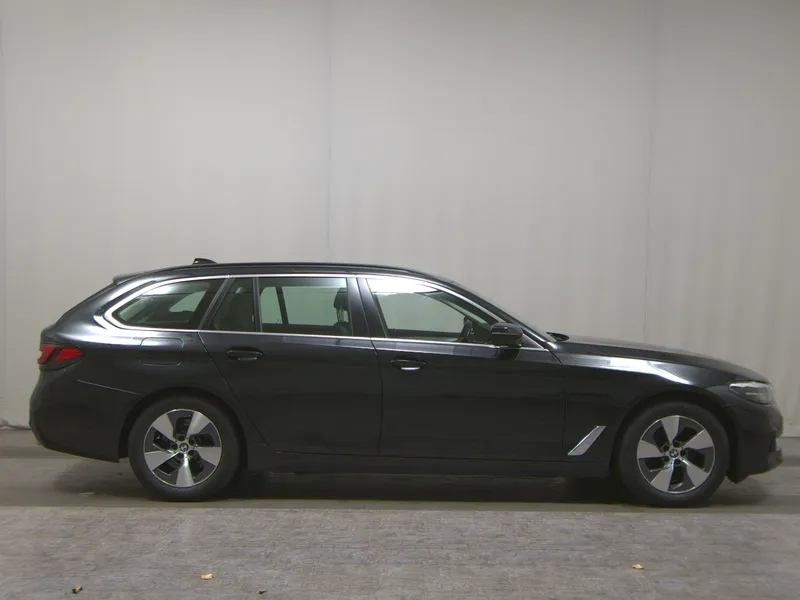 BMW 520dA Touring Leder Navi LED LC prof.