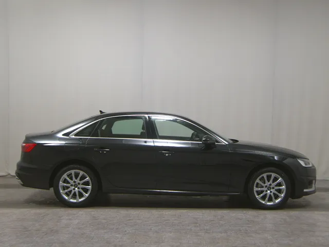 Audi A4 40 TDI advanced