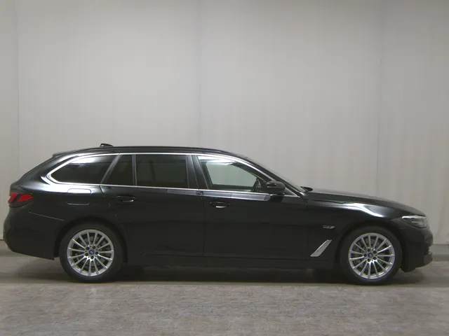 BMW 530e Touring