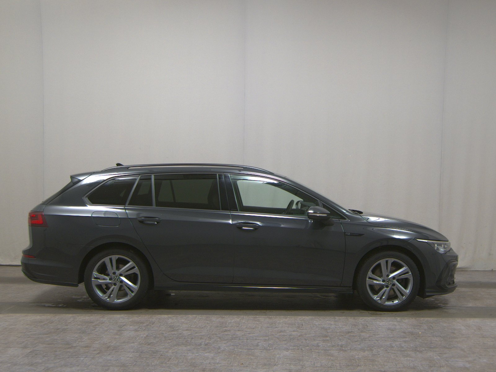 Volkswagen Golf-8