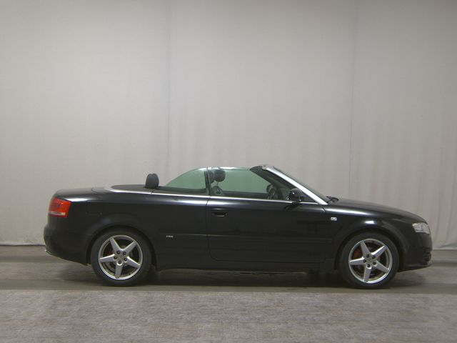 AUDI A4 2.0 TDI S-Line T-Leder Navi Xenon PDC