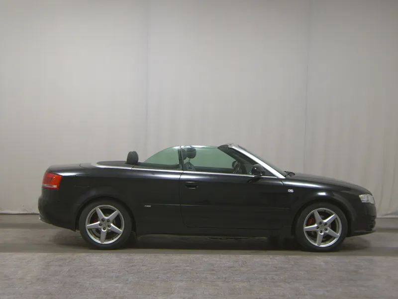Audi A4 2.0 TDI S-Line