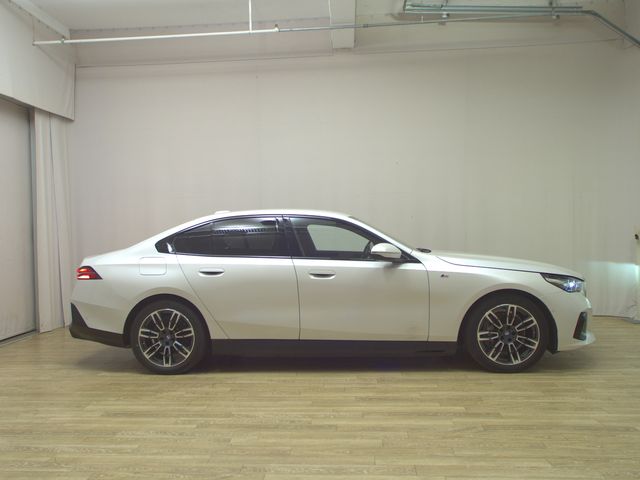 BMW I5 EDrive40 M-Sport LEDER NAVI LED H/K