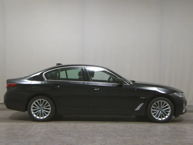 BMW 520e Luxury-Line