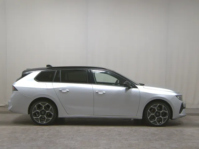 Opel Astra ST Ultimate