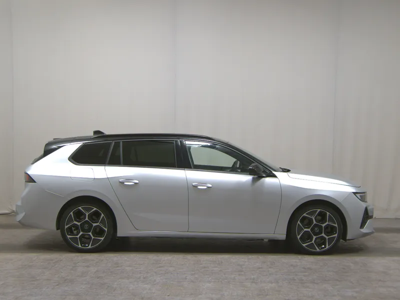 Opel Astra ST Ultimate