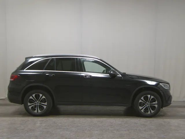 Mercedes-Benz GLC 300 e 4M