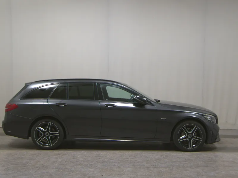 Mercedes-Benz C 220 T d AMG-Line