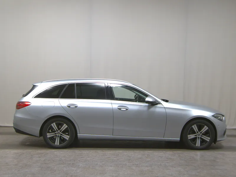 Mercedes-Benz C 220d T Avantgarde T-Leder Navi Shz RFK LED AHK