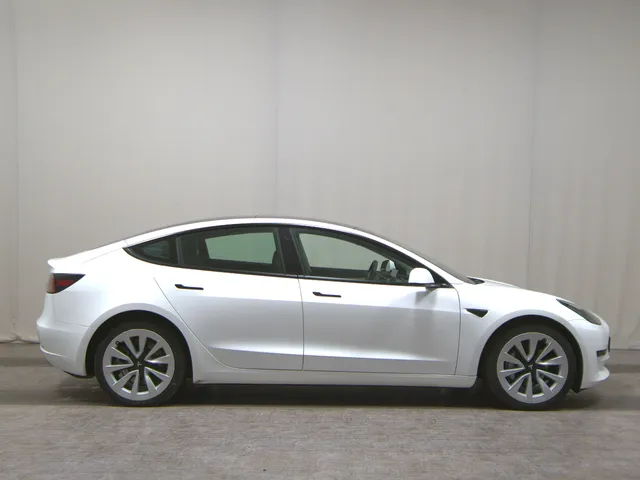 Tesla Model 3 RWD Navi LED Pano Leder RFk