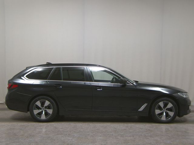 BMW 520dA Touring KLIMAAUT LED RADIO SHZ PDC BMW 520dA Touring KLIMAAUT LED RADIO SHZ PDC