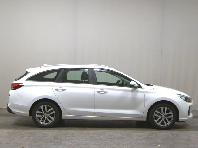 Hyundai i30 1.6 Trend