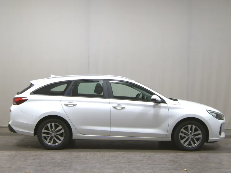 Hyundai i30 1.6 Trend