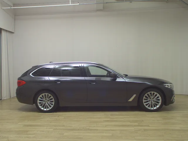 BMW 520dA Touring xDr Luxury-Line