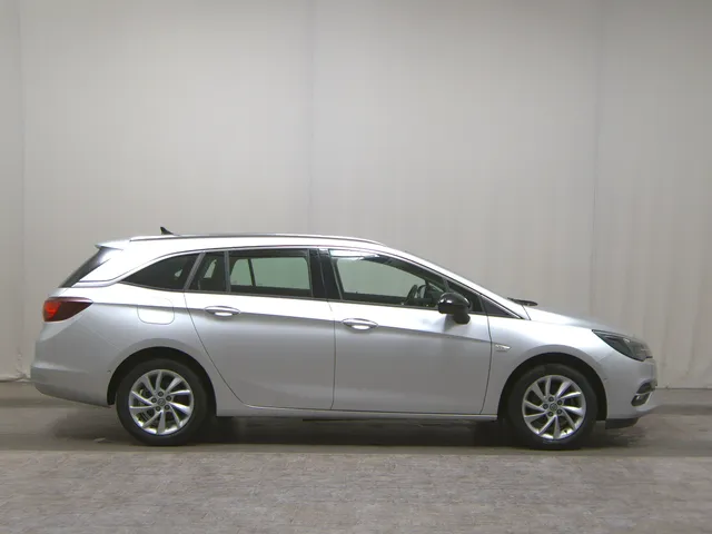 Opel Astra ST 1.2 Turbo Elegance