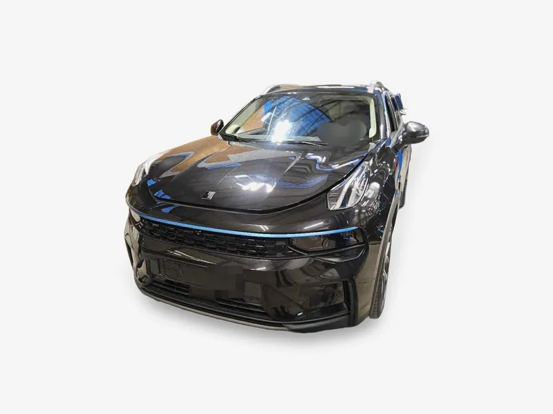 LYNK&CO 01