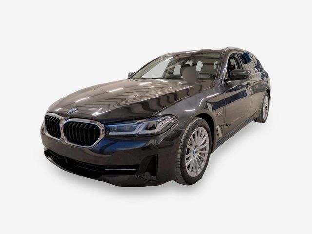 BMW 530e Touring Luxury-Line NAVI KLIMAAUT LED MFL SHZ BMW 530e Touring Luxury-Line NAVI KLIMAAUT LED MFL SHZ