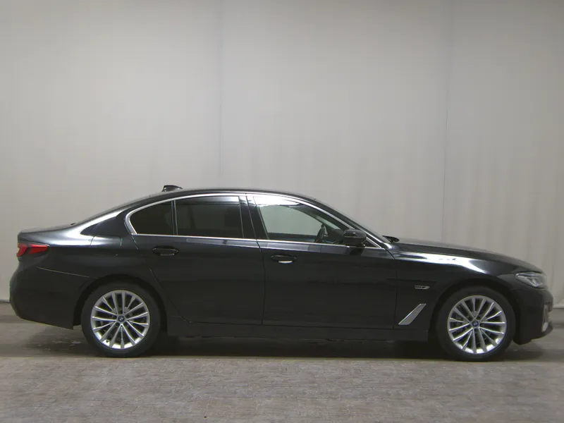 BMW 545 xDr Luxury-Line