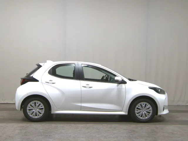 Toyota Yaris 1.5 Hybrid Business Edition