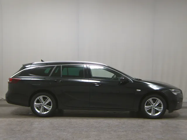 Opel Insignia ST 1.5 D Business Ed.